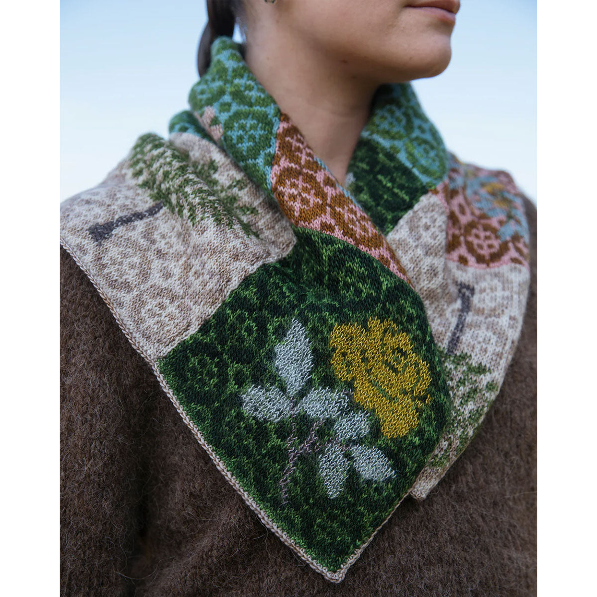 Laine Magazine Dee Hardwicke & Jonna Helin Books - Cultivate: Knitting the Beauty of Nature - Extra Image