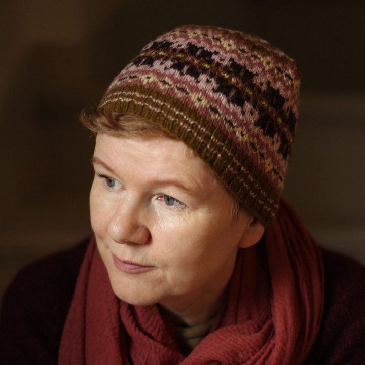 Simply Shetland 2024 Holiday Hat Kit Kits - Yol Moorie - Extra Image