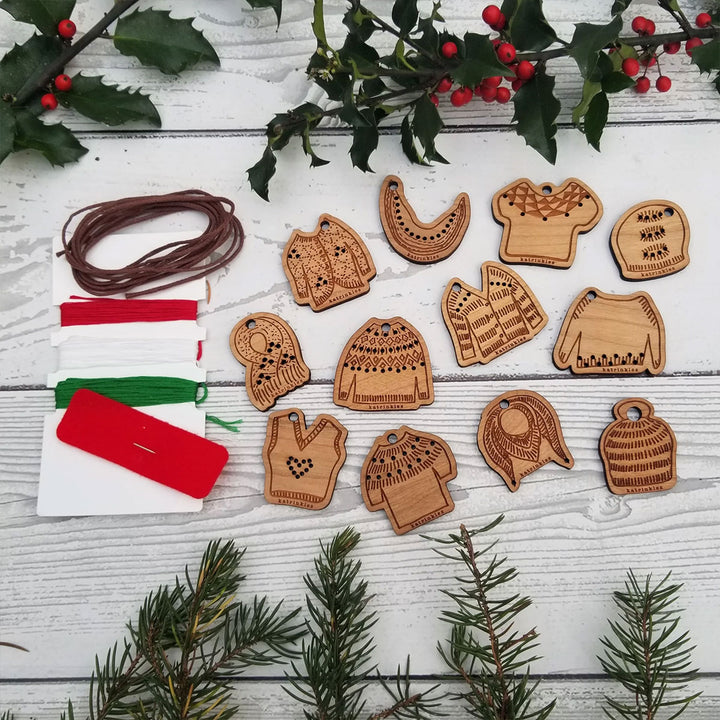 Katrinkles - 12 Days of Stitchable Ornaments Set - Extra Image