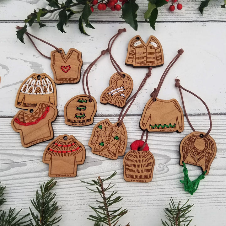 Katrinkles - 12 Days of Stitchable Ornaments Set - Extra Image