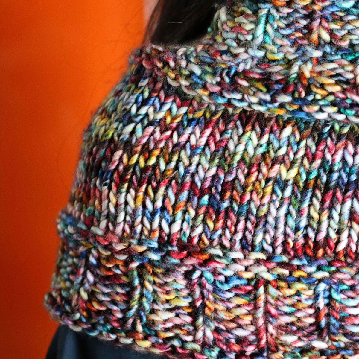 Madelinetosh Naughty & Nice Holiday Cowl Kits - Ski Ya Later - Extra Image