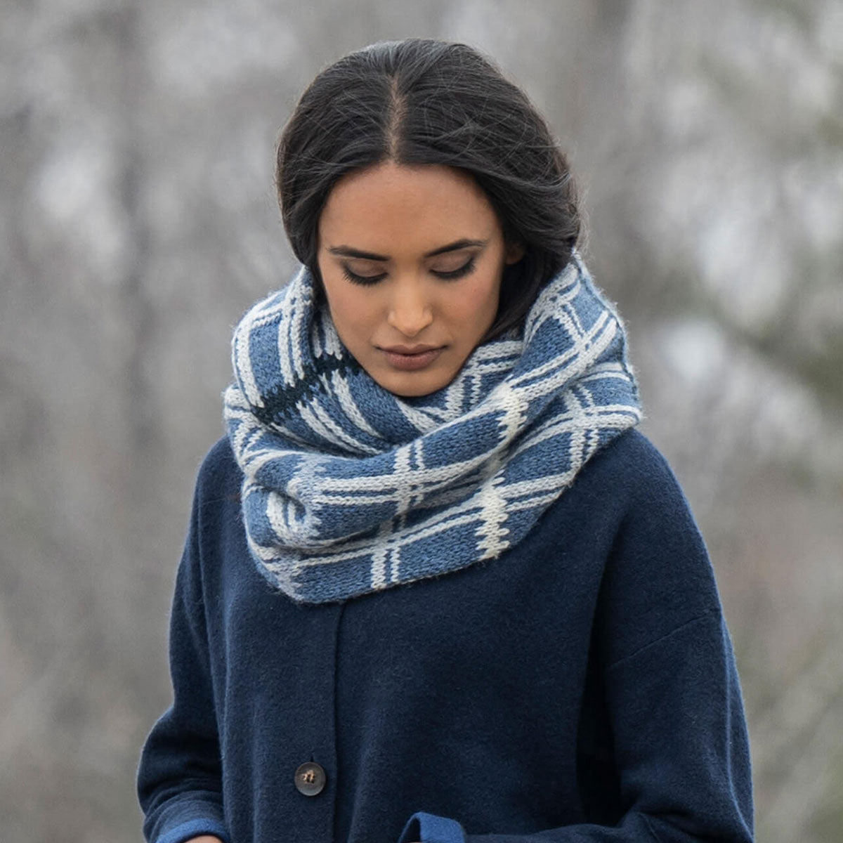 Blue Sky Fibers Kits - Aurora Infinity Cowl Kit - Extra Image