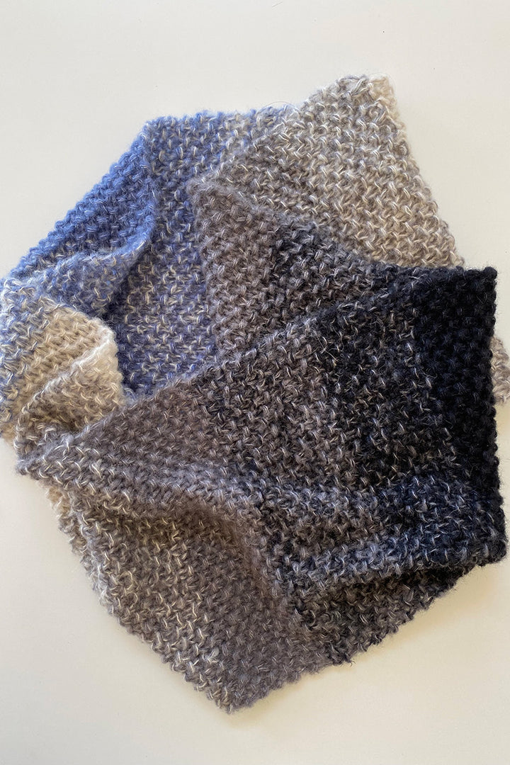 Yarn Citizen Stairstep Cowl Kit - Extra Image