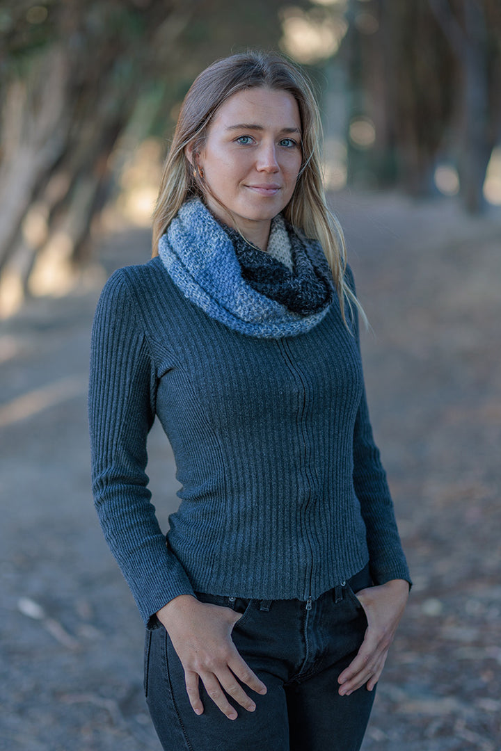 Yarn Citizen Stairstep Cowl Kit - Extra Image