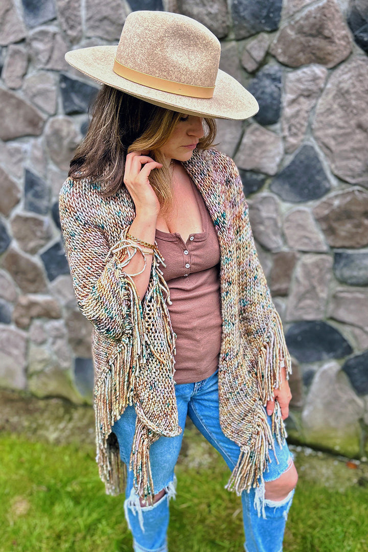 Madelinetosh Carrie Everyday Shawl Kit - Extra Image