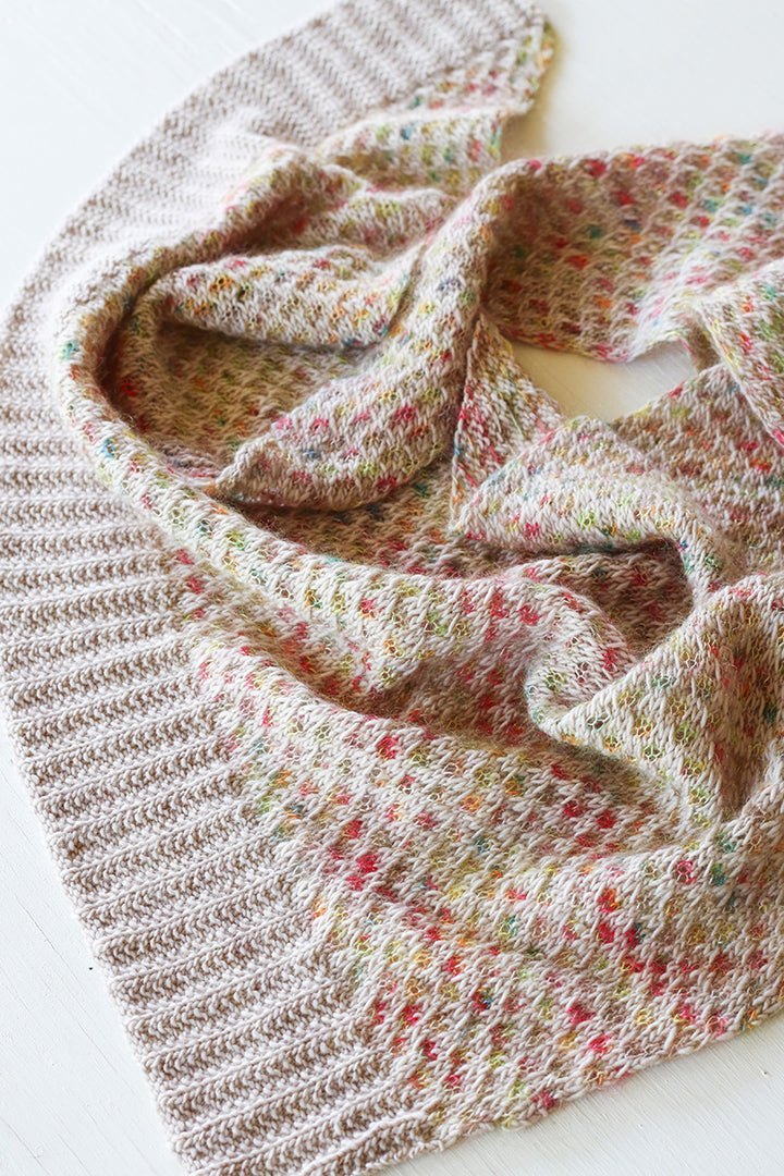 Madelinetosh Fairlight Wrap Kit - Extra Image