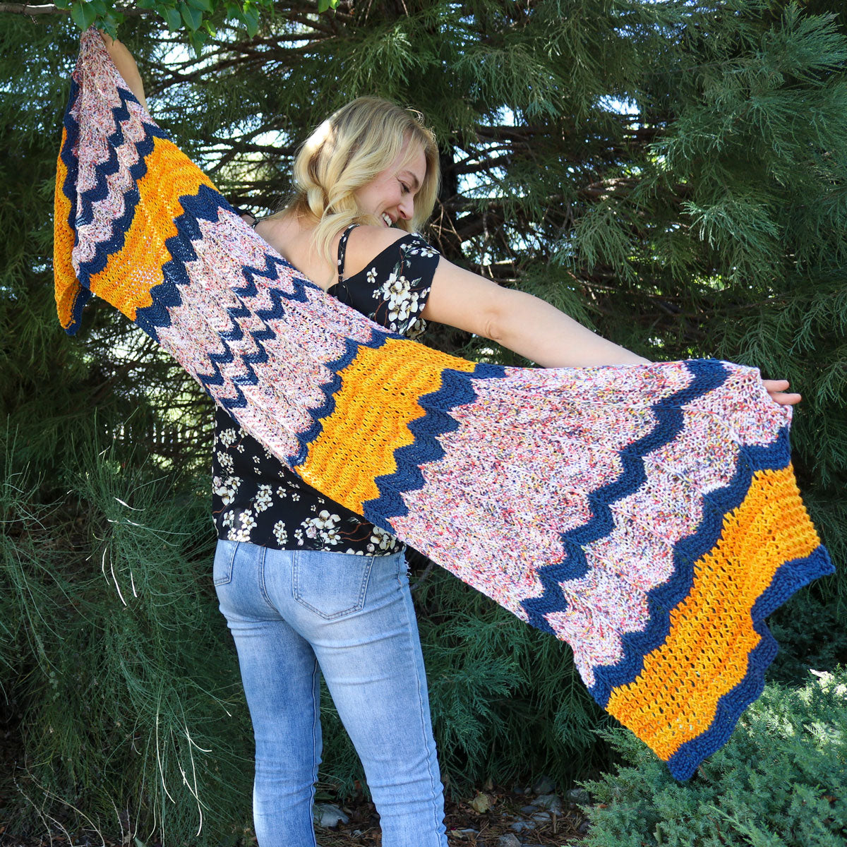 Laura's Summer Celebration Shawl - Main Image 3