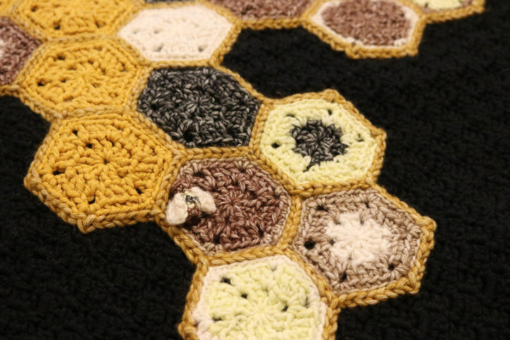 Nicole's Baby Honey Bee Blanket - Main Image 3