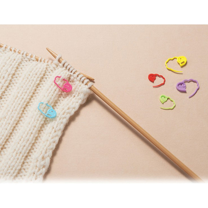 Clover Stitch Markers - Quick Locking Stitch Markers (Medium) - Zoom Image