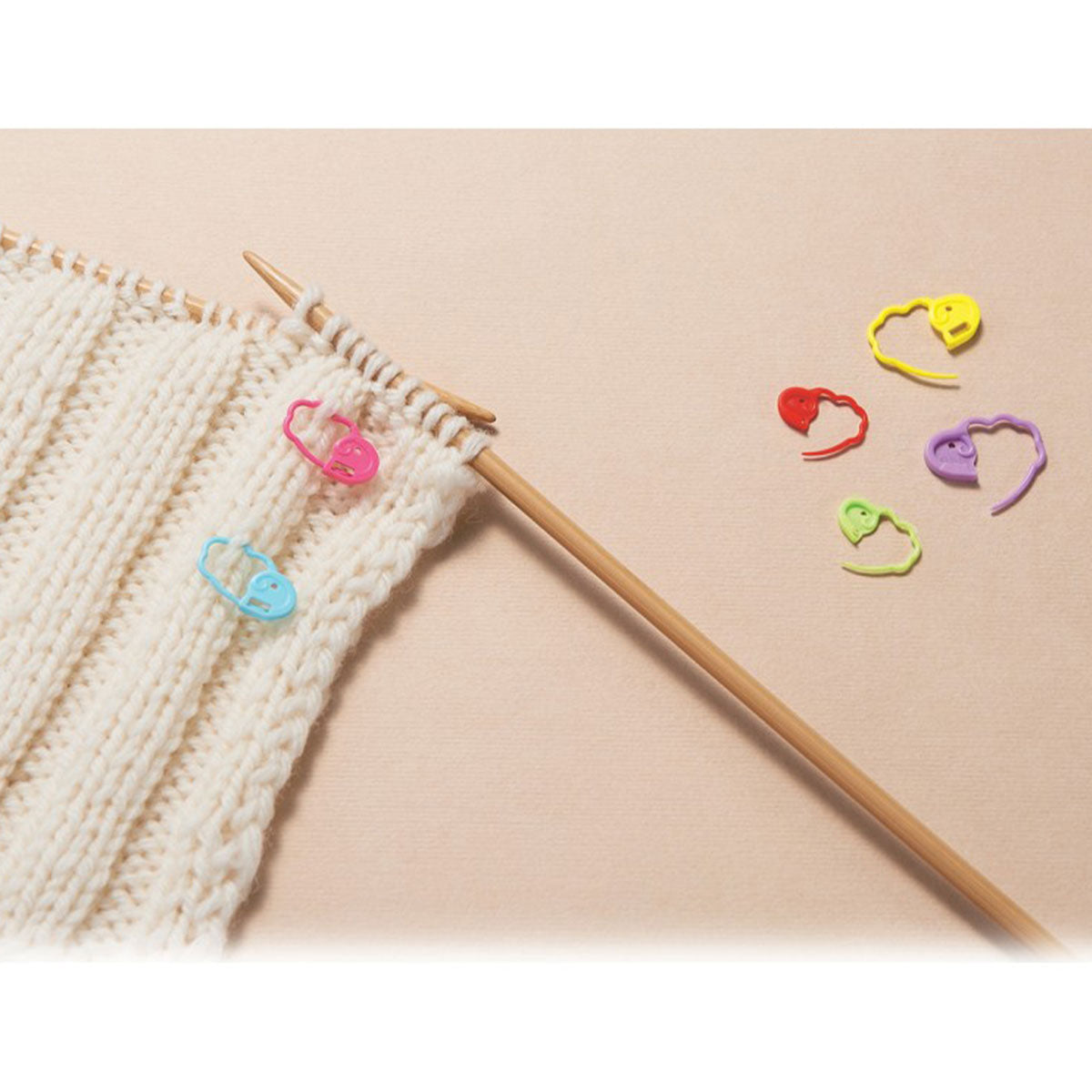 Clover Stitch Markers - Quick Locking Stitch Markers (Medium) - Extra Image