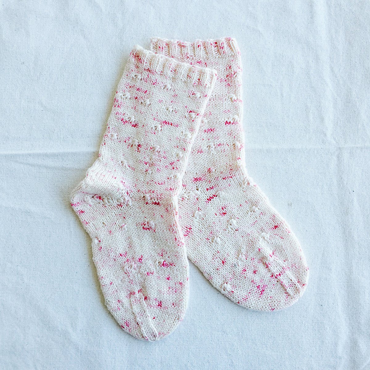 Madelinetosh Tosh Patterns - Dimpled Socks - PDF Download - Extra Image