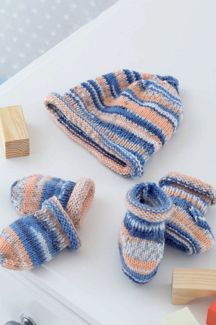 Sirdar Snuggly Baby Crofter DK Patterns - 4798 Blanket, Hat, Booties, & Mittens - PDF Download - Extra Image