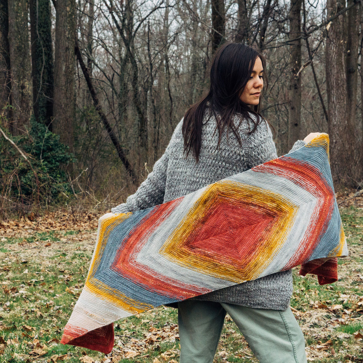 Manos del Uruguay Yesica Collection Patterns - Yesica Wrap - PDF Download - Extra Image