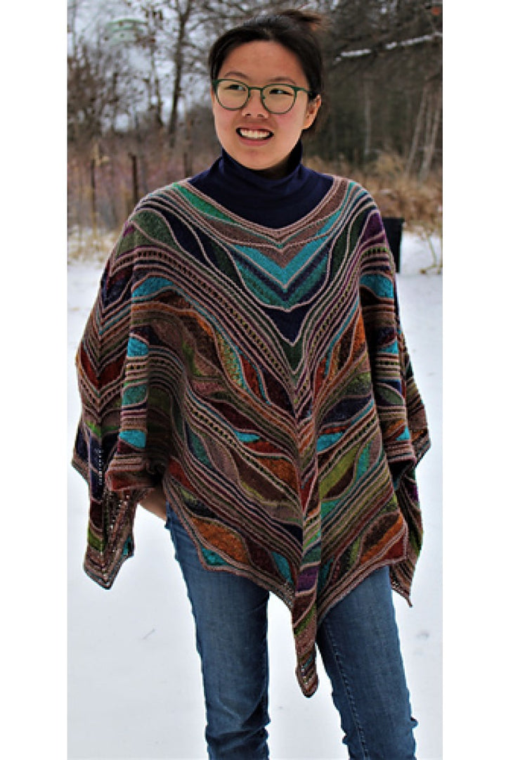 MarinJa Knits Patterns - Aflutter Poncho - PDF Download - Extra Image