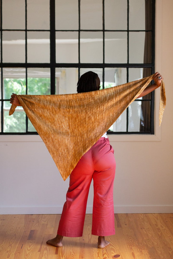 Manos del Uruguay Spring 2020 Collection Patterns - Matilija - PDF Download - Extra Image