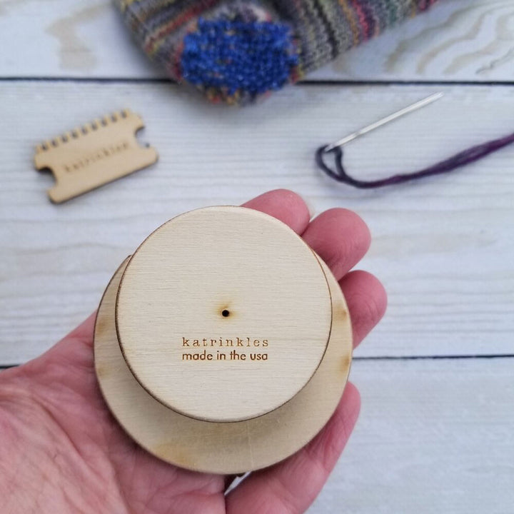 Katrinkles Darning and Mending Loom Kit- Original - Extra Image