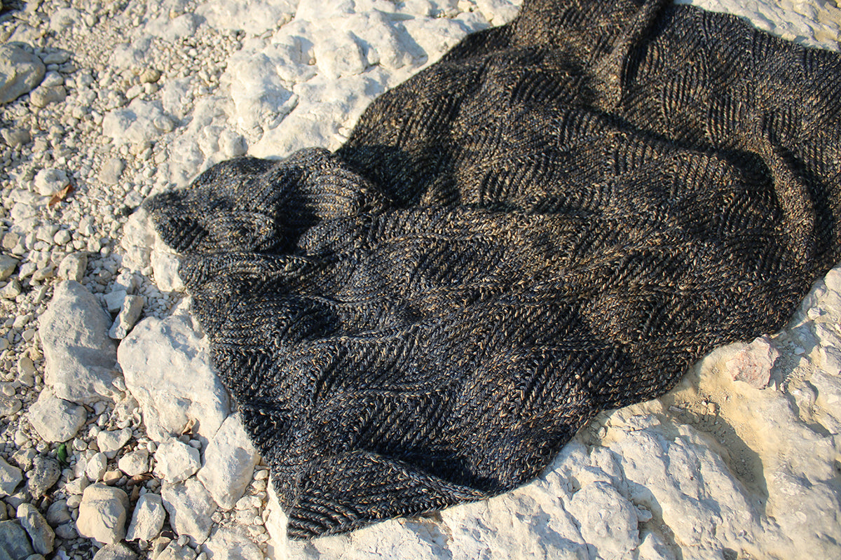 Madelinetosh Tosh Patterns - Rooftop Blanket - PDF Download - Extra Image