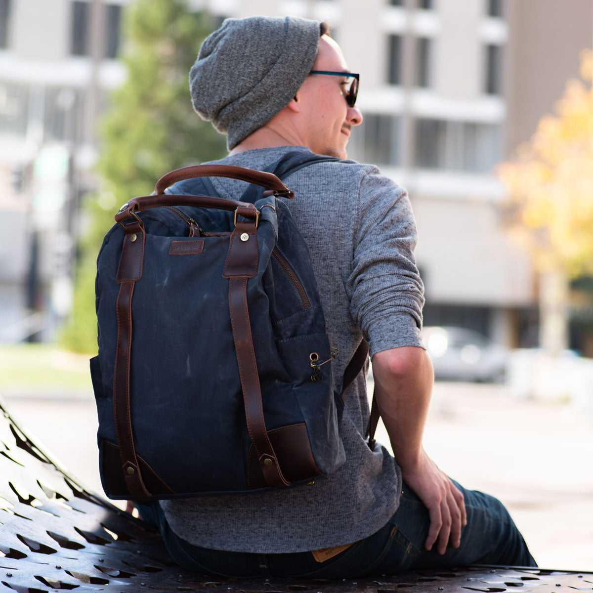 della Q Maker's Canvas Backpack - Olive - Extra Image