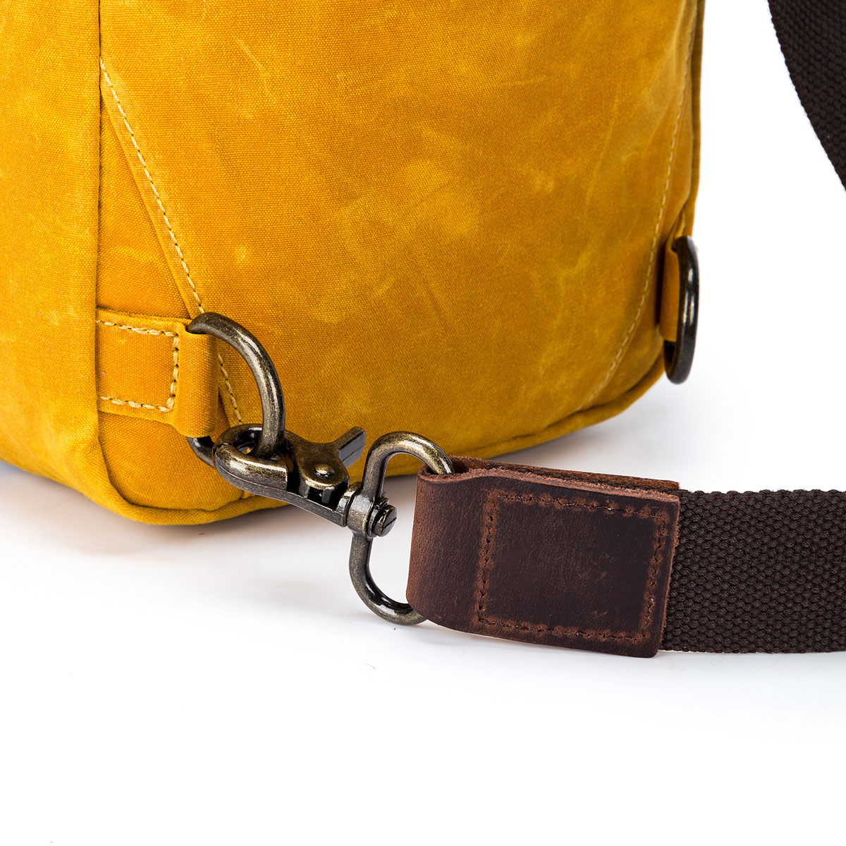 della Q Maker's Mini Messenger - Olive - Extra Image