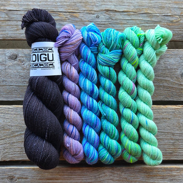 Koigu Aurora Hunter Shawl Yarn Pack - Small - North Star