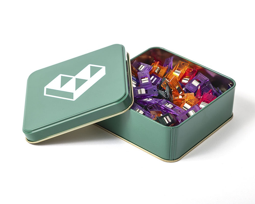 Knit Picks Seaming Clips and Tin