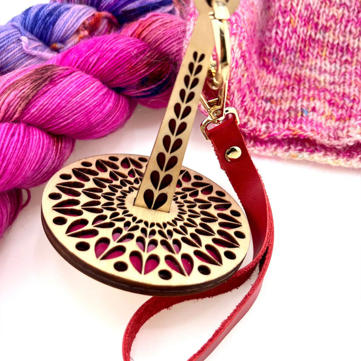 Lemonwood Not-so-Mini Minder - Large Heart Heart Heart - Extra Image