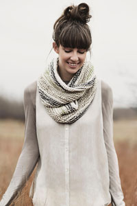 Blue Sky Fibers Patterns - The Classic Series Patterns - Caledonia Cowl - PDF DOWNLOAD