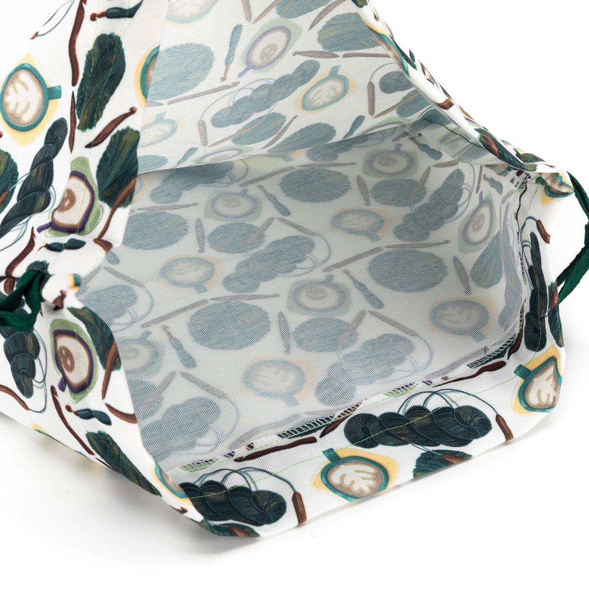 della Q Large Eden Project Bag - 119-2 - Fabric Print Collection - Yarn Bombing - Extra Image