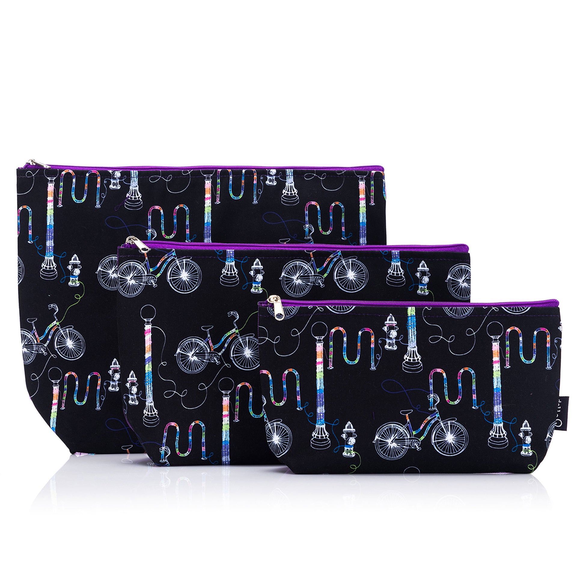 della Q Mesh + Zip Collection - 1123-1 - Fabric Print Collection - Yarn Bombing - Zoom Image
