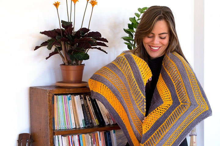 Urth Yarns Urth PDF Patterns - Maya Shawl - PDF Download - Extra Image