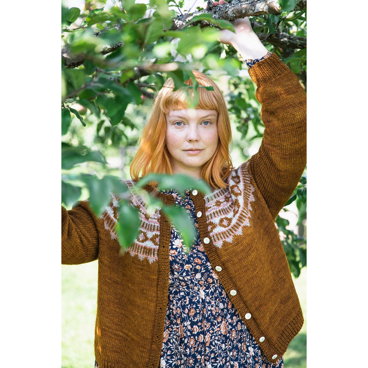 Laine Magazine Aimee Gille Books - Worsted - Extra Image