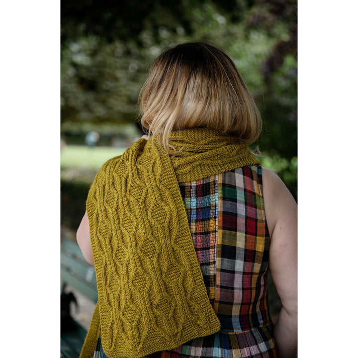 Laine Magazine Aimee Gille Books - Worsted - Extra Image