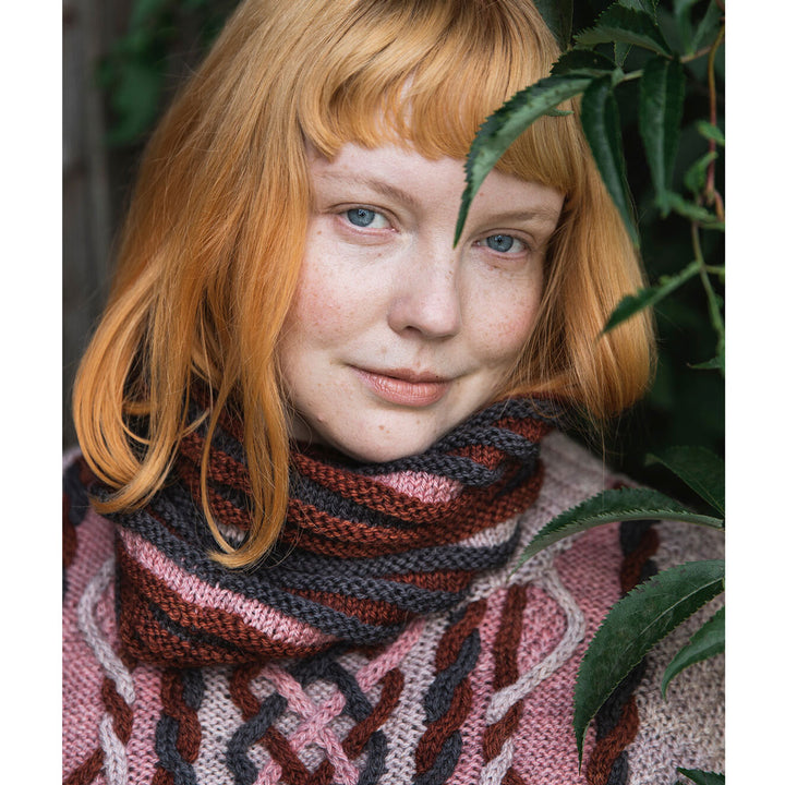 Laine Magazine Aimee Gille Books - Worsted - Extra Image