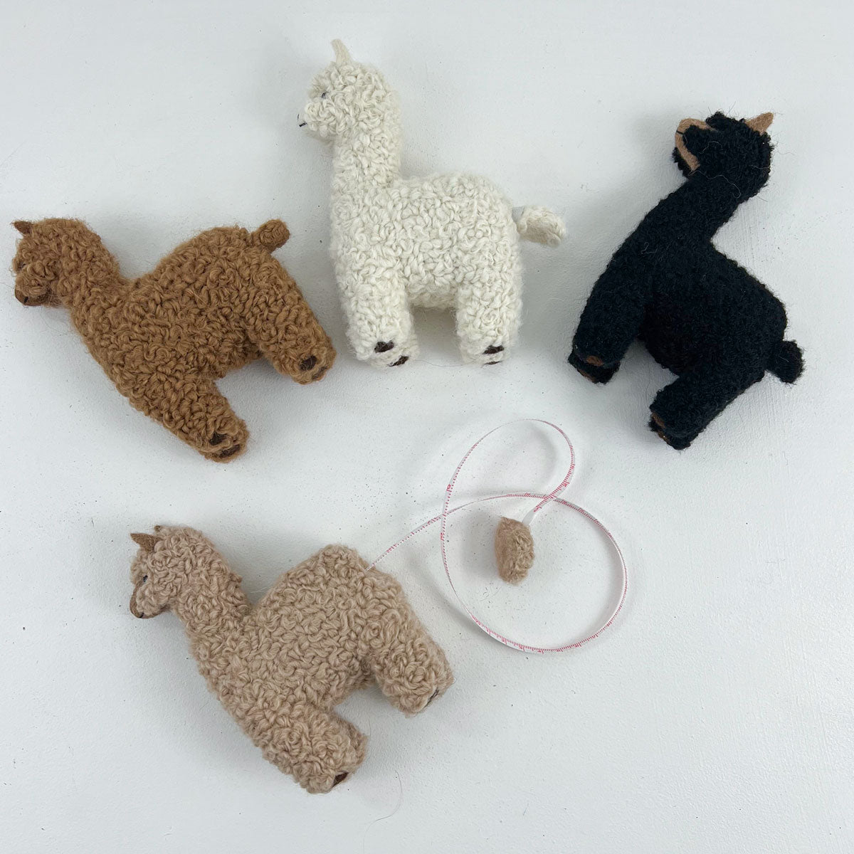 Jimmy Beans Wool Long Tail Alpaca Tape Measure - Larry the Long Tail - Extra Image