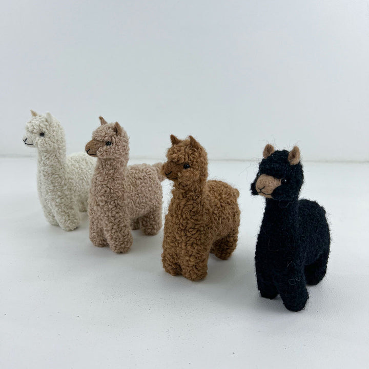 Jimmy Beans Wool Long Tail Alpaca Tape Measure - Lana the Long Tail - Extra Image