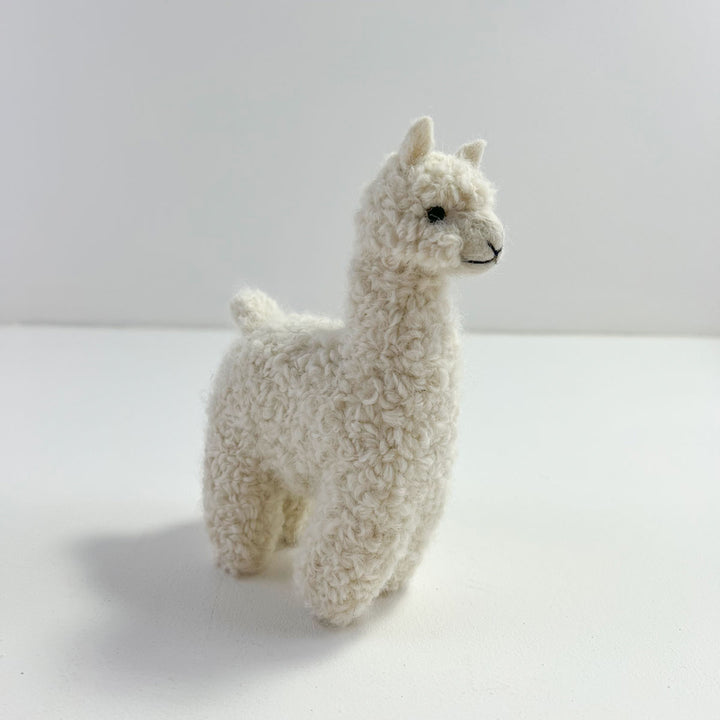 Jimmy Beans Wool Long Tail Alpaca Tape Measure - Lana the Long Tail - Extra Image