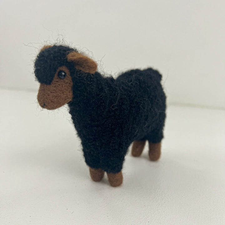 Jimmy Beans Wool Long Tail Lamb Tape Measures - Baaab the Long Tail - Extra Image