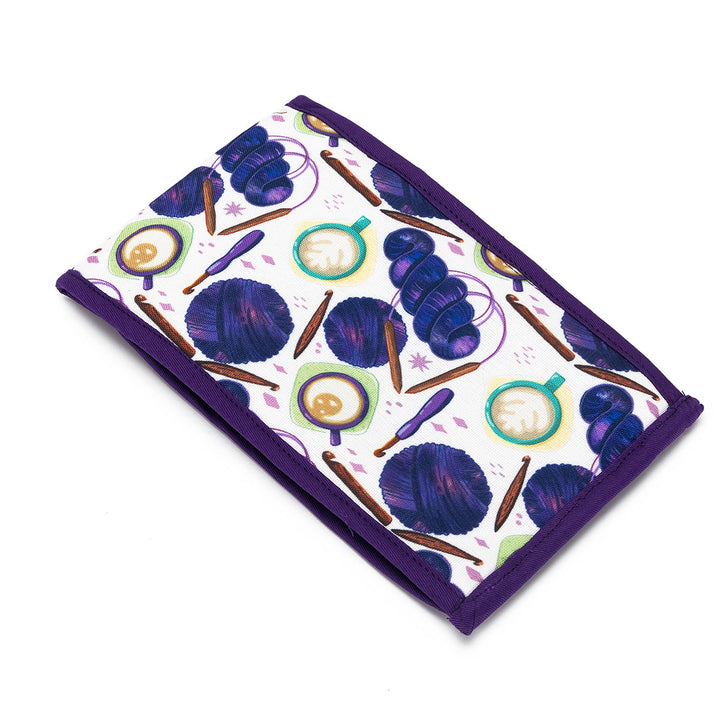 della Q Chicken Boots Accordion Circular Needle Pouch - Coffee and Yarn Purple - Extra Image