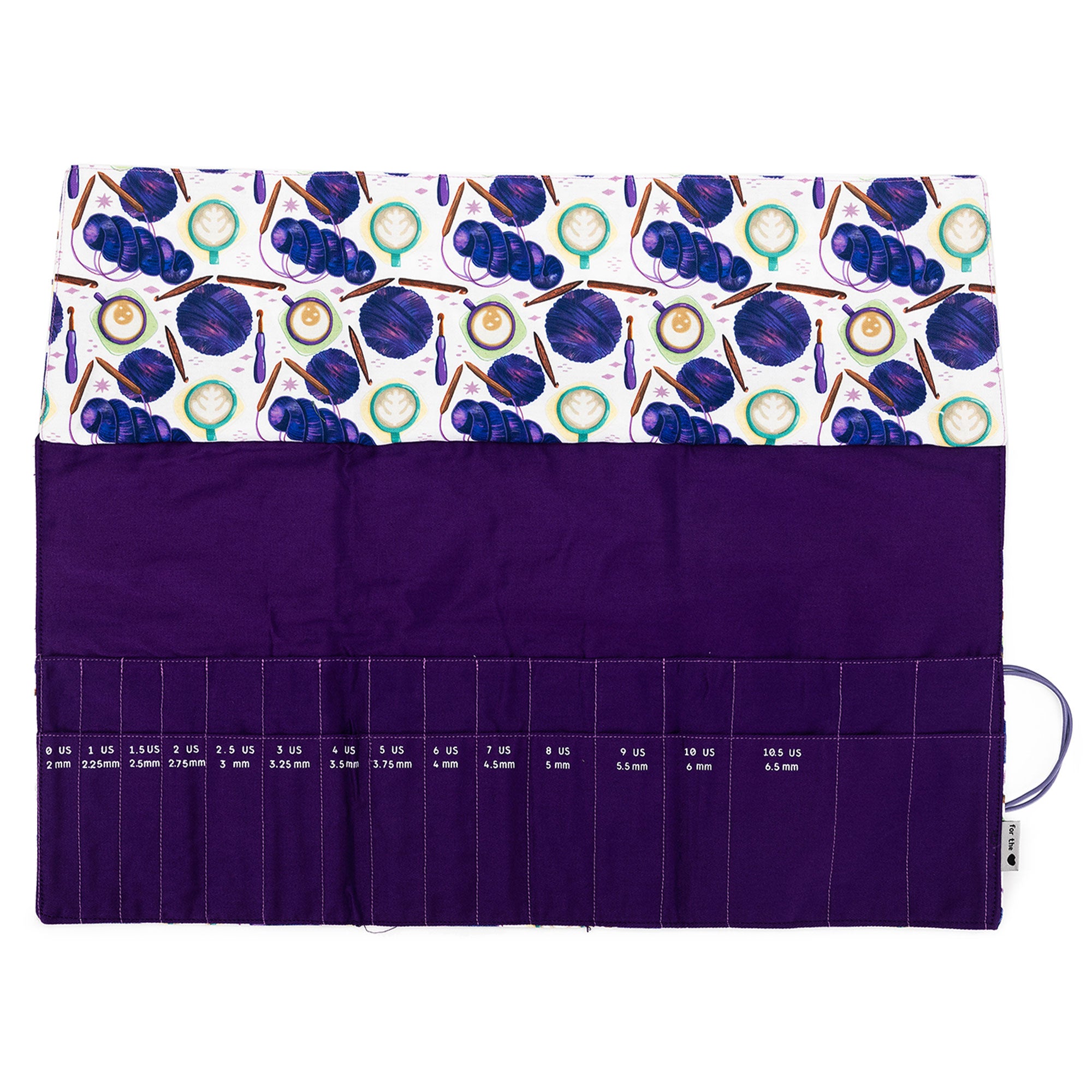 della Q Double Point Roll - 158-1 - Fabric Print Collection - Coffee and Yarn Purple - Zoom Image
