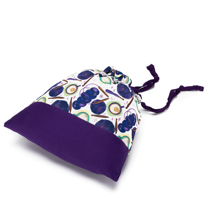 della Q Small Eden Project Bag - 115-1 - Fabric Print Collection - Coffee and Yarn Green - Extra Image