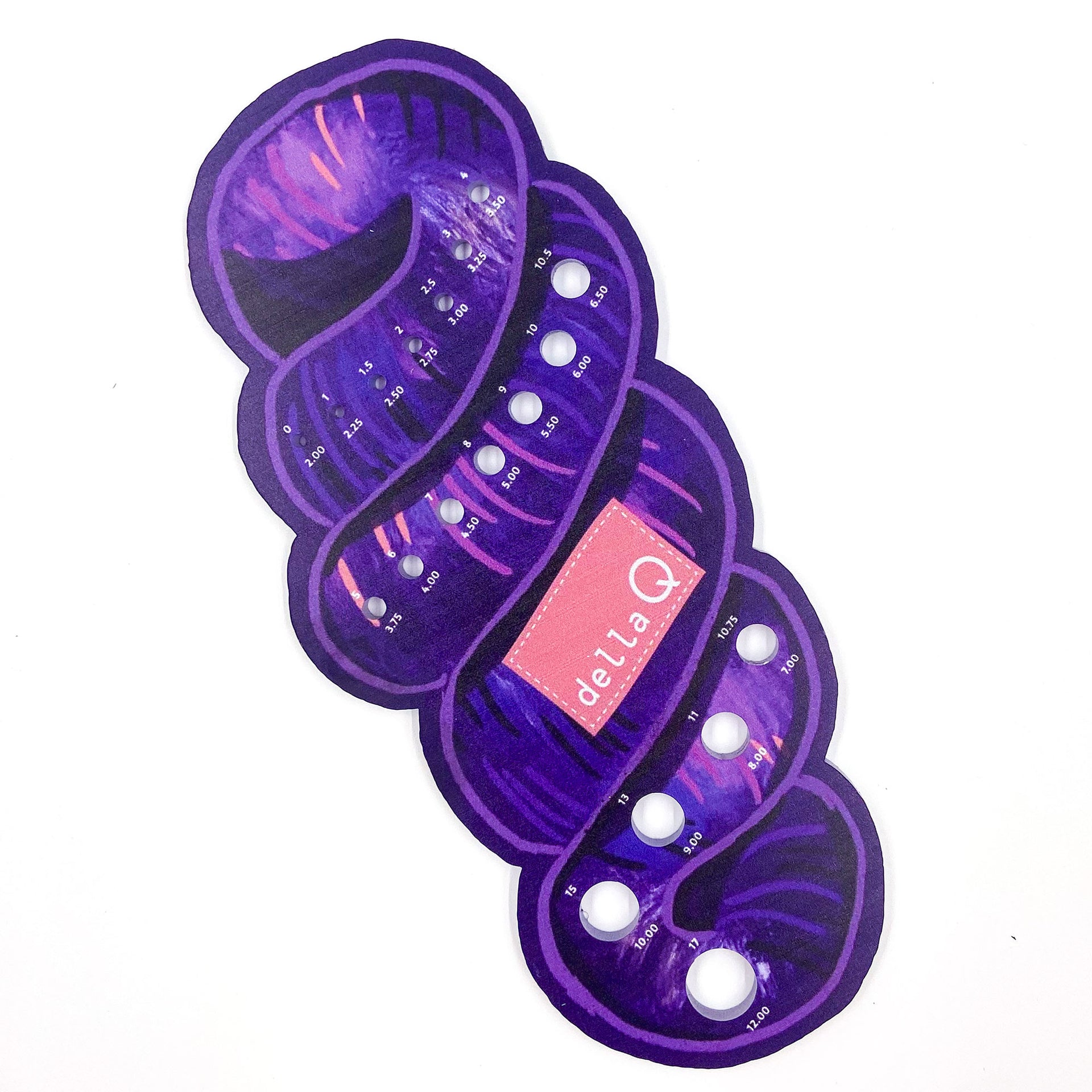 della Q Needle Gauge - Fabric Print Collection - Coffee and Yarn Purple - Zoom Image
