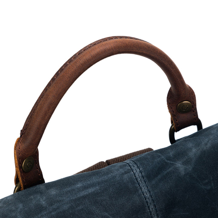 della Q Maker's Midi Backpack - Red - Extra Image