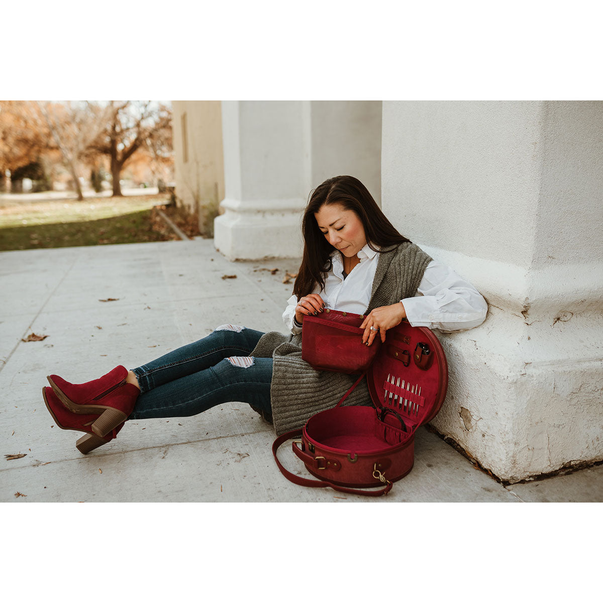 della Q Maker's Hat Box - Maroon - Extra Image