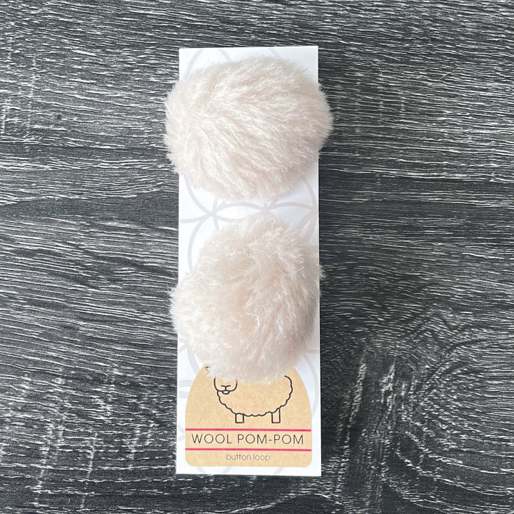 Ikigai Fiber Wool Pom Poms - Oat Wool Pom 6cm - Extra Image