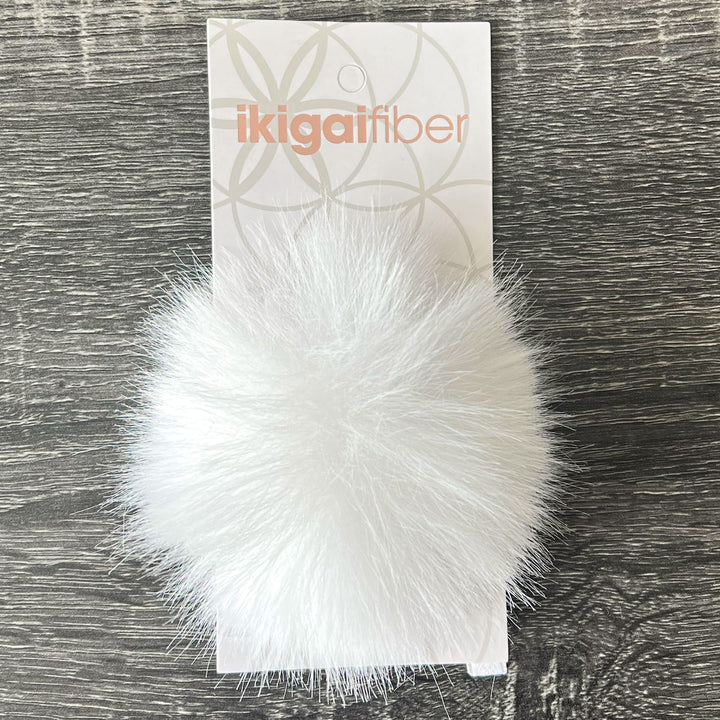 Ikigai Fiber Faux Luxe Pom Poms - Med Lux White - Extra Image