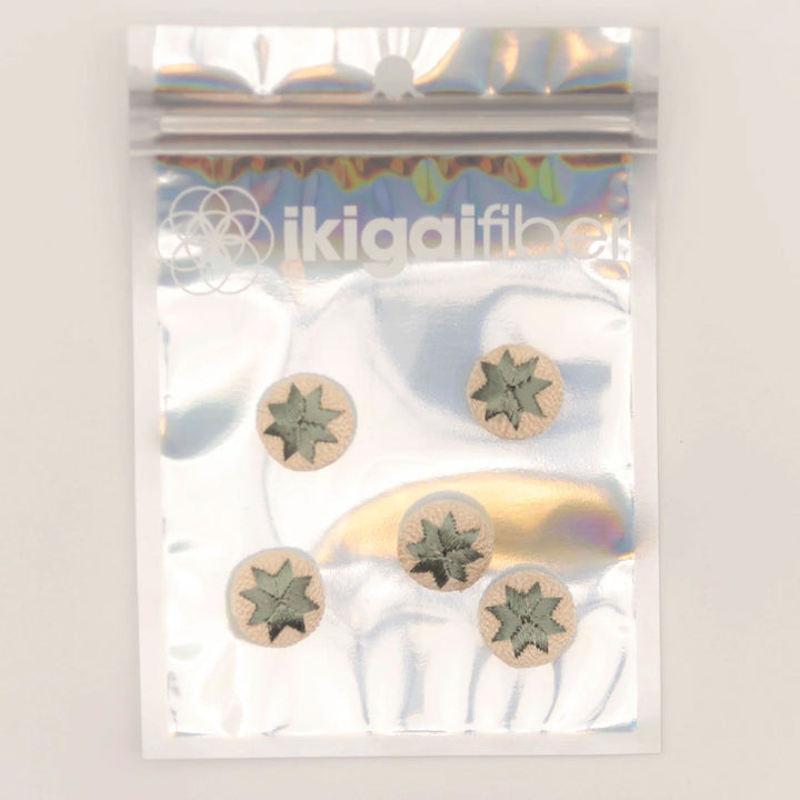 Ikigai Fiber Sew On Crystals & Buttons - Embroidered Green Star Button - Zoom Image