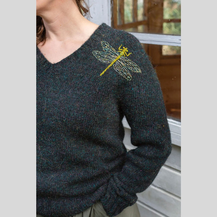 Laine Magazine Judit Gummlich Books - Embroidery on Knits - Extra Image