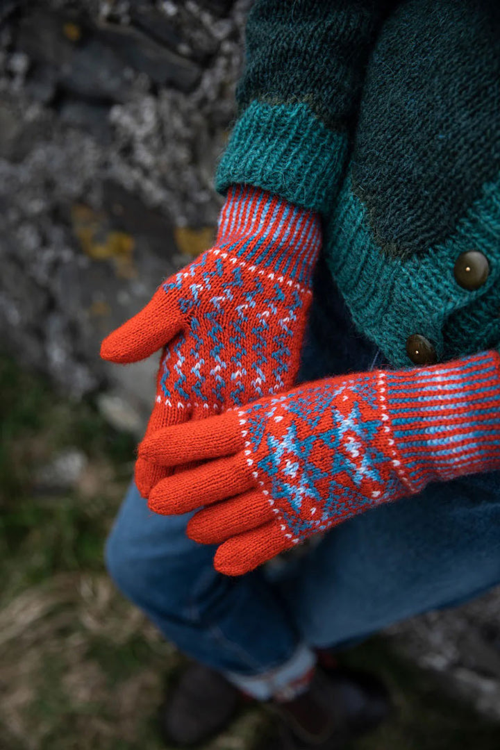 Laine Magazine Gudrun Johnston and Mary Jane Mucklestone Books - Grand Shetland Adventure Knits - Extra Image