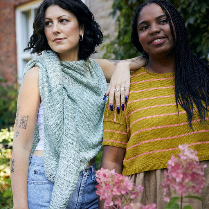 Laine Magazine Espace Tricot Books - Knits from the LYS - Extra Image