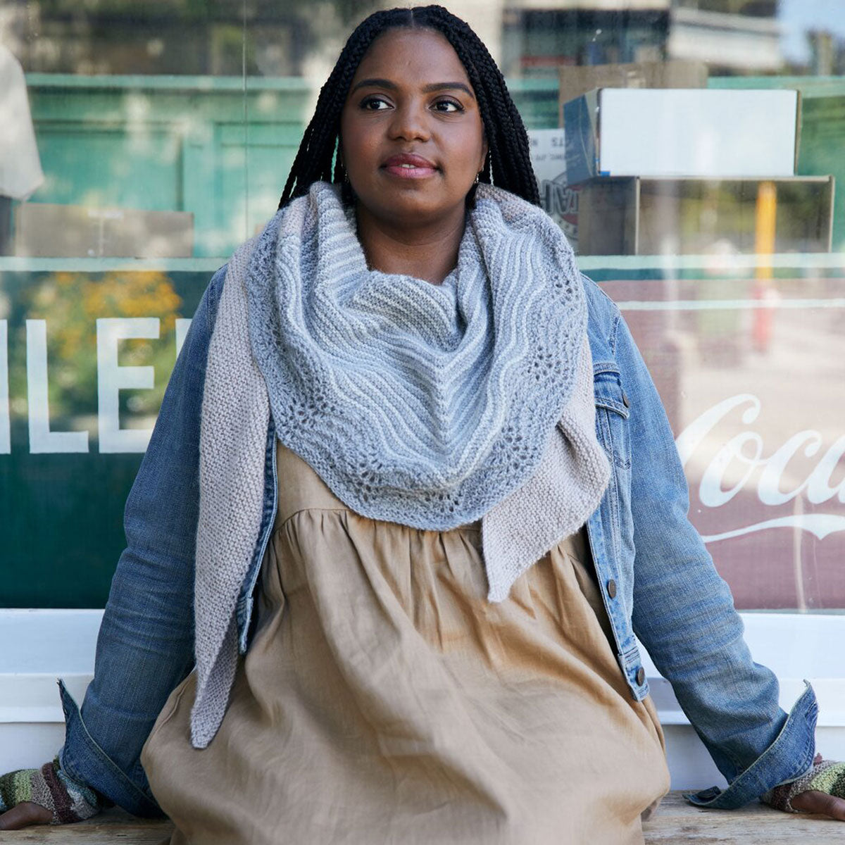 Laine Magazine Espace Tricot Books - Knits from the LYS - Extra Image